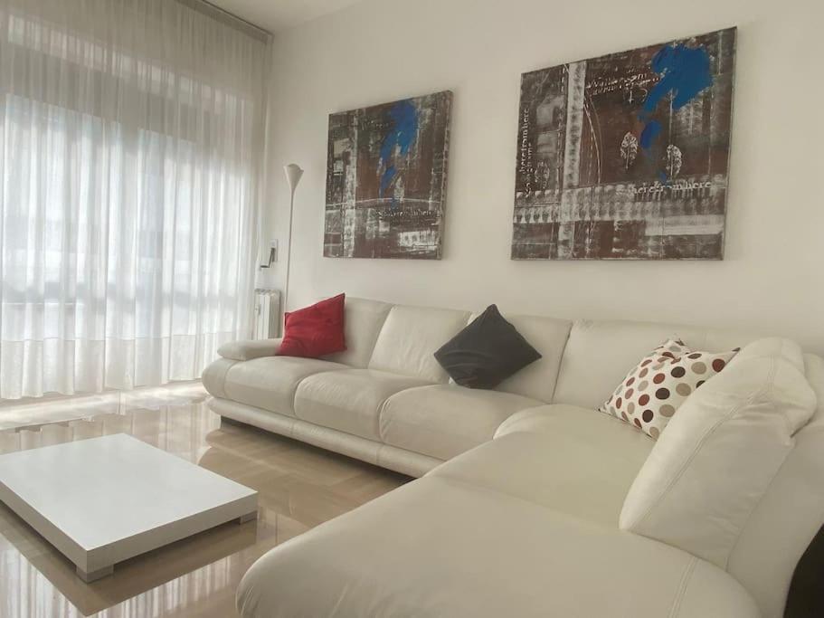 Caesar Apartment Bari Esterno foto